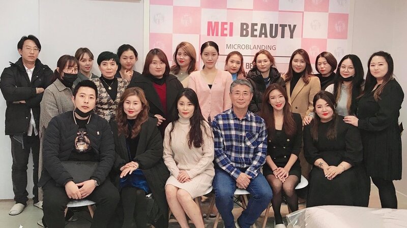 Khóa đào tạo miễn phí về kỹ thuật Waxing, phun thêu thẩm mỹ, chăm sóc da công nghệ cao có gì HOT!