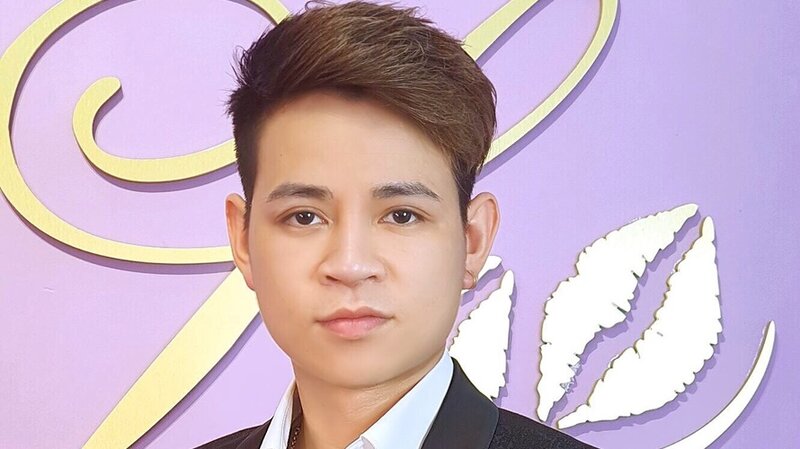 Master Nguyễn Tuấn Anh – Giám khảo bộ môn Phun thêu điêu khắc: “Hạt giống tốt hãy gieo mình vào mảnh đất màu mỡ.”