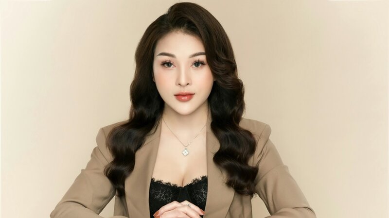 Master Phạm Thu Diệu- Giám khảo bộ môn Phun thêu thẩm mỹ: “Trên cương vị của một giám khảo, tôi chắc chắn sẽ dùng hết tâm sức để góp phần giúp cuộc thi tìm ra thí sinh tốt nhất”