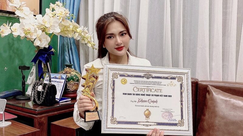 Chuyên gia Phạm Thị Quỳnh – 9x tài năng theo đuổi giấc mơ làm đẹp