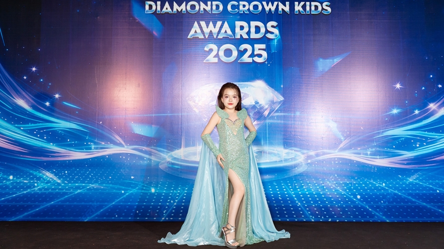 Kiều Ngọc Diệp tỏa sáng với thần thái khác biệt tại Diamond Crown Kids Awards 2025